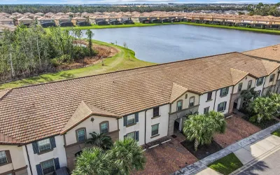 Windsor at Westside Townhouses for Sale
